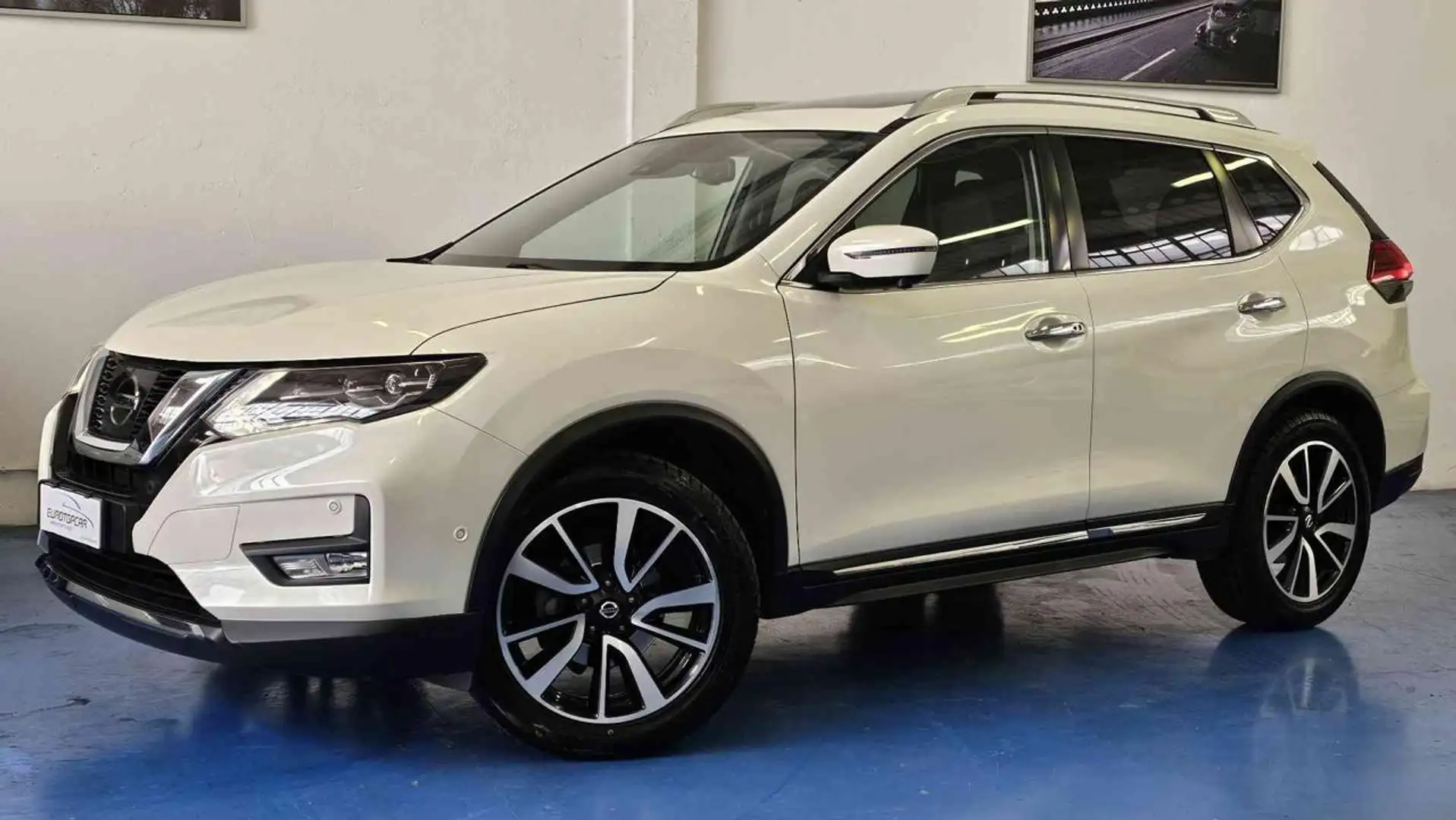 Nissan X-Trail 1.6dCi Xtronic TETTO-CAM360°-BOSE-19-NAVI-PELLE Weiß - 2