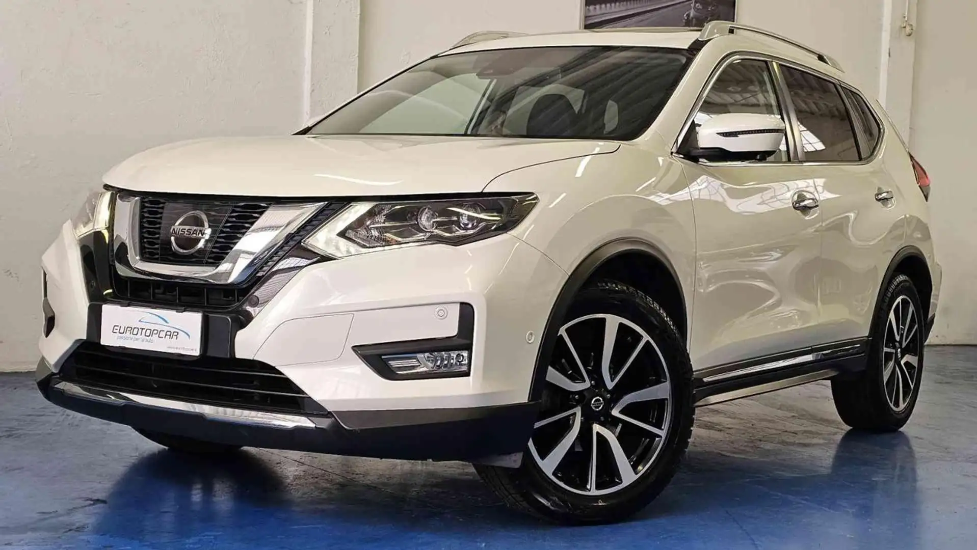 Nissan X-Trail 1.6dCi Xtronic TETTO-CAM360°-BOSE-19-NAVI-PELLE Weiß - 1