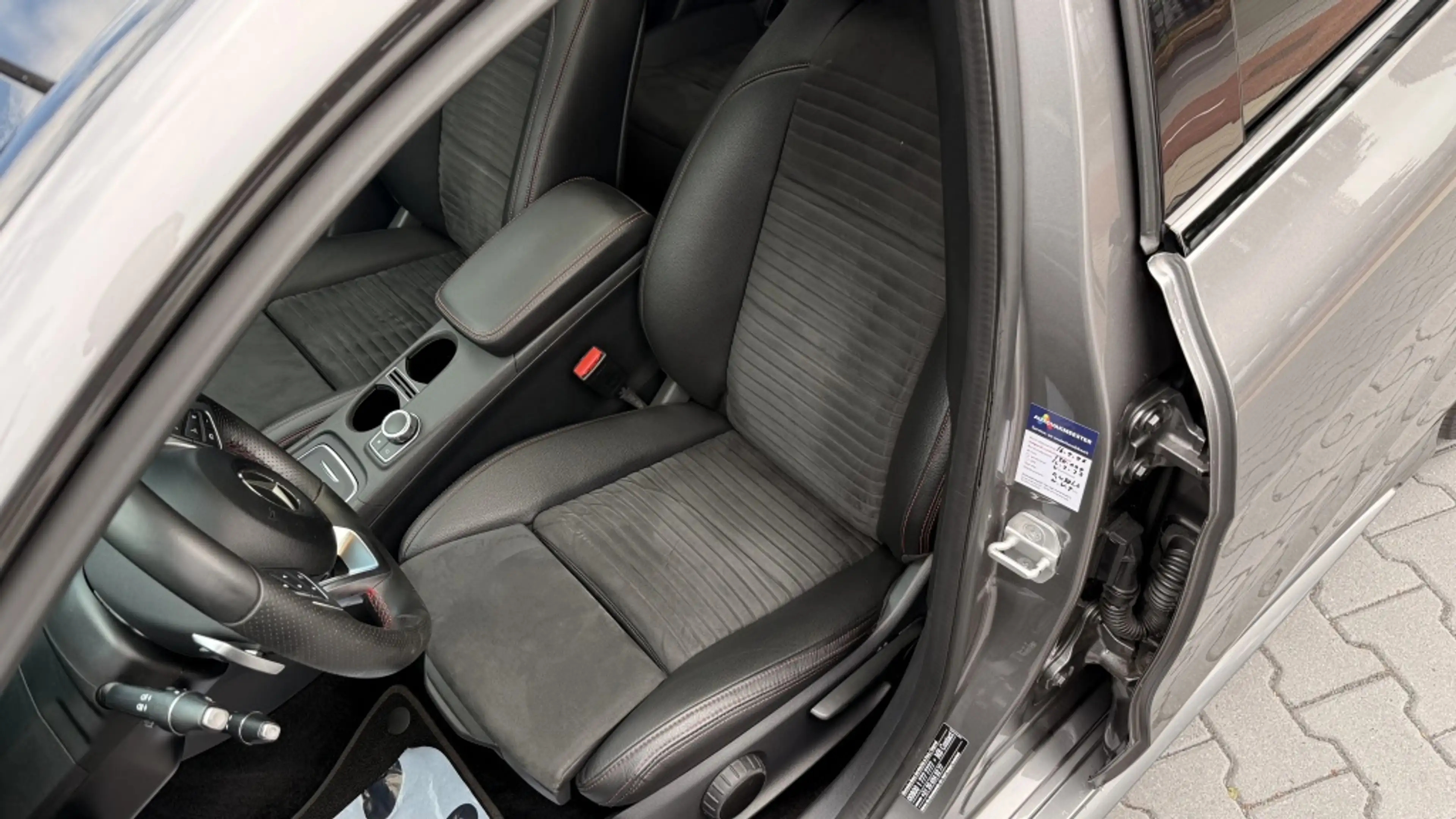 Mercedes-Benz A 180 Automaat Pano dak carplay — photo 15
