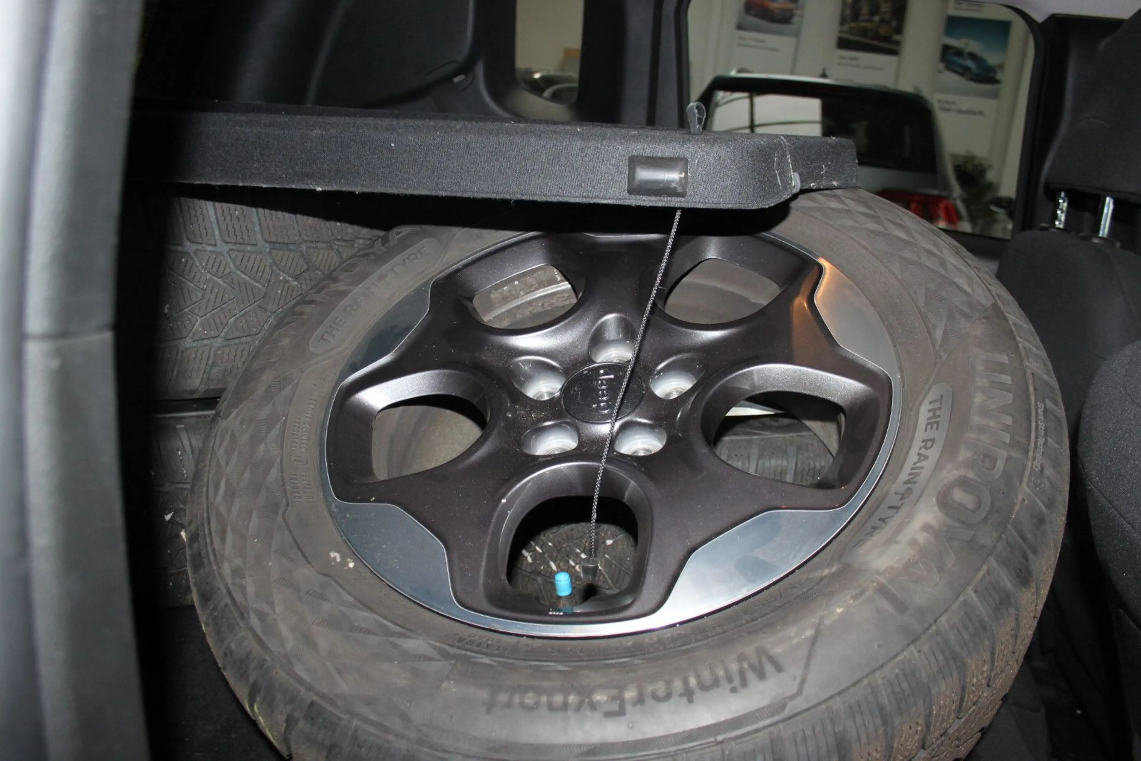 Jeep Renegade Upland 4WD/NAVI/AHK/STZHZ/TEMP/ALU/PDC — photo 11
