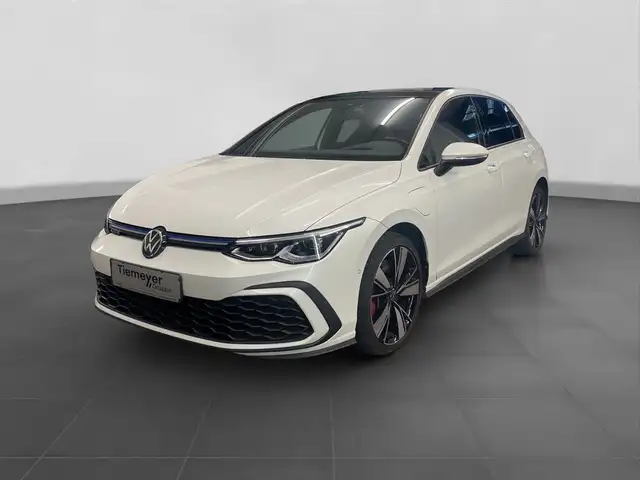 Volkswagen Golf view 2