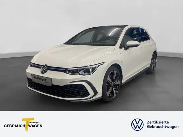 2022 Volkswagen Golf in White for sale