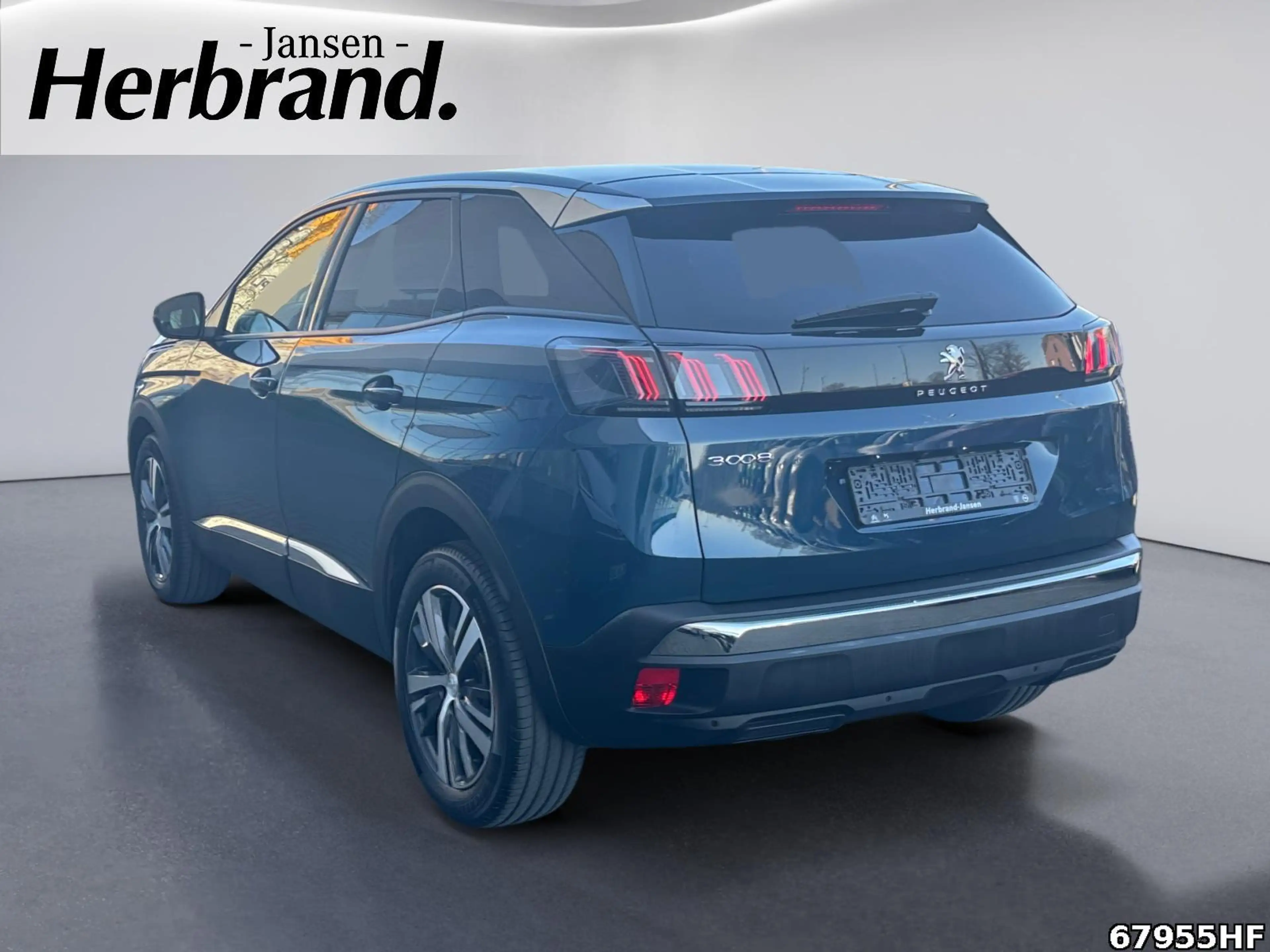 Peugeot 3008 Allure +SHZ+CARPLAY+KEYLESS+180KMERA — photo 4
