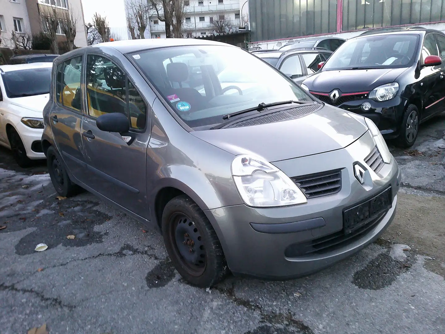 Renault Modus Avantage Grau - 1
