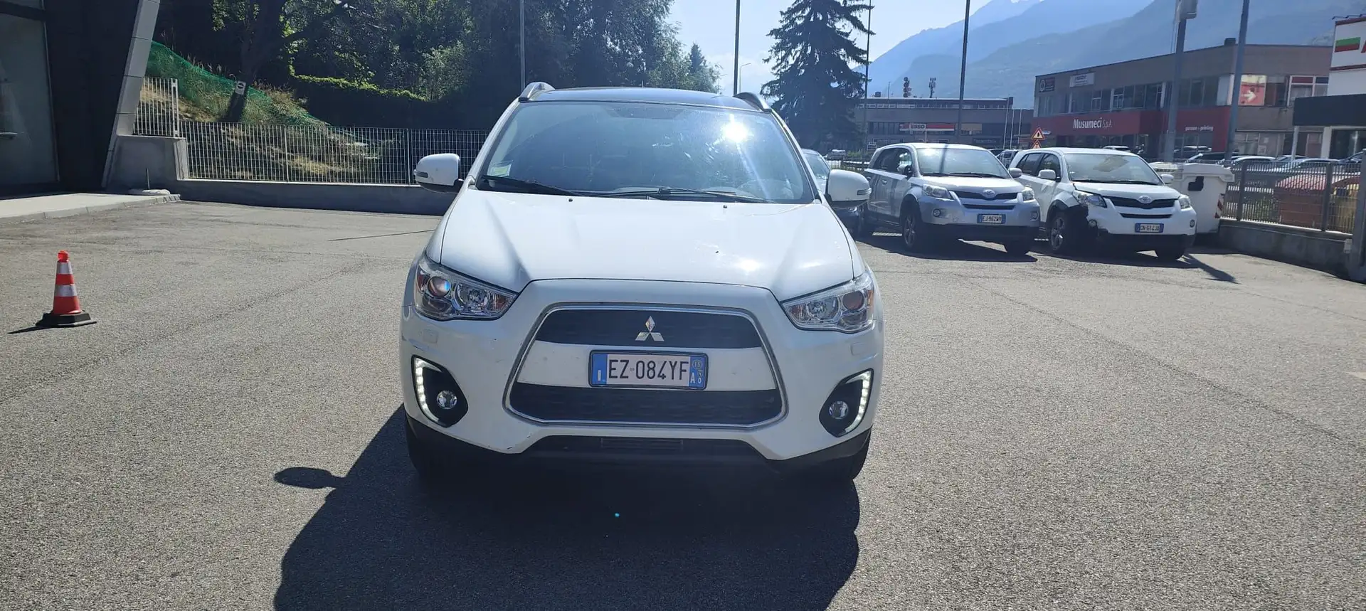 Mitsubishi ASX 4x4 1.8 Intense Panoramic c/xeno 4wd - 2