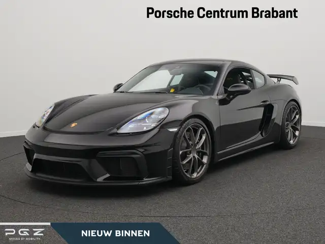 Porsche 718 Cayman GT4