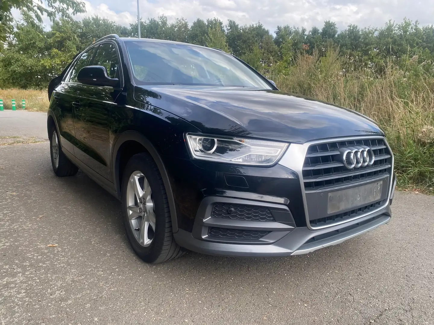 Audi Q3 Q3 1.4 TFSI cylinder on demand S tronic design Noir - 1
