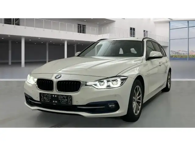 BMW 320 i Advantage Touring WR Navi LED PDC Sitzh.