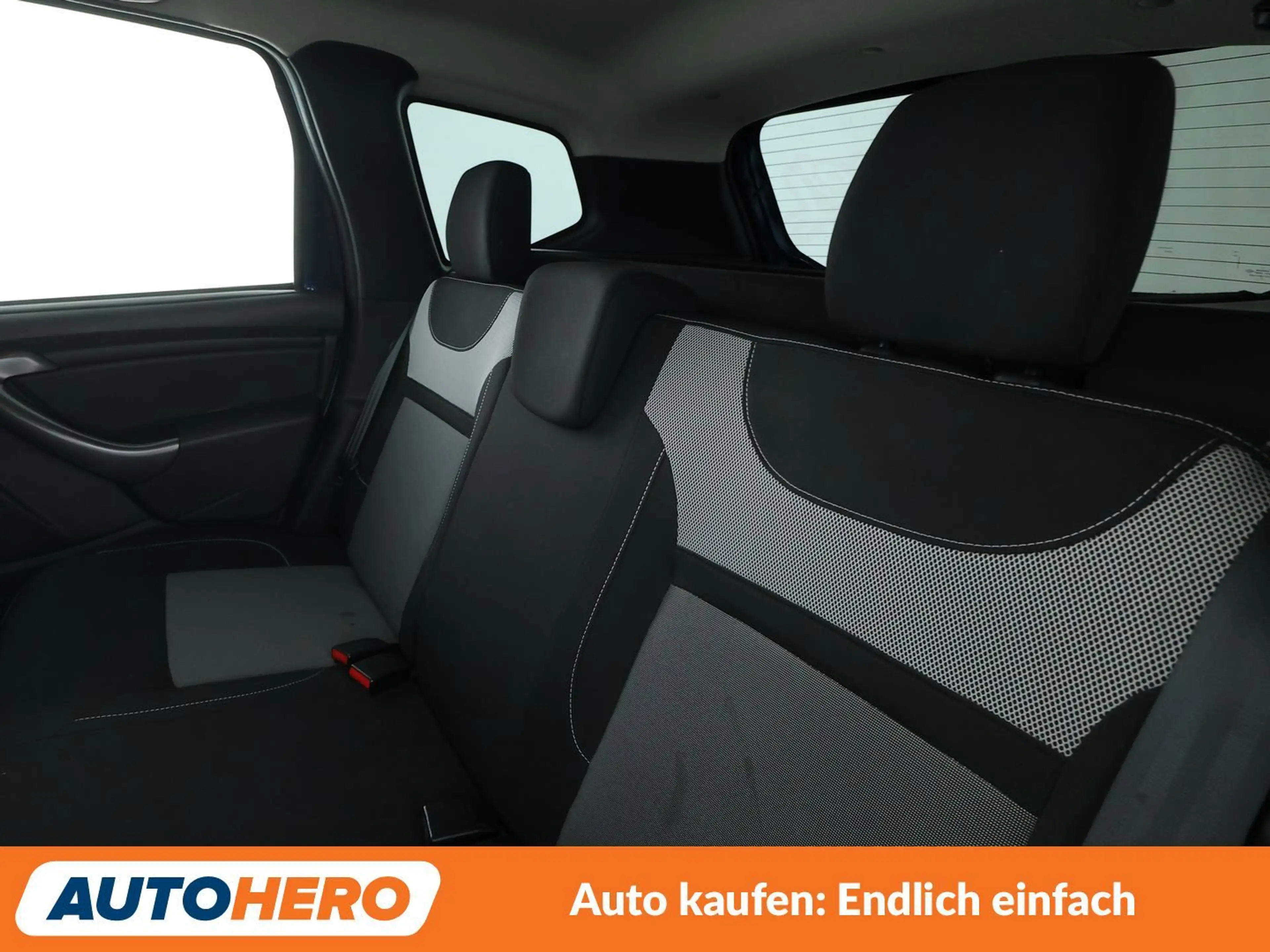 Dacia Duster 1.2 TCe Laureate 4x2*TEMPO*PDC*AHK*KLIMA*GARANTIE* — photo 14