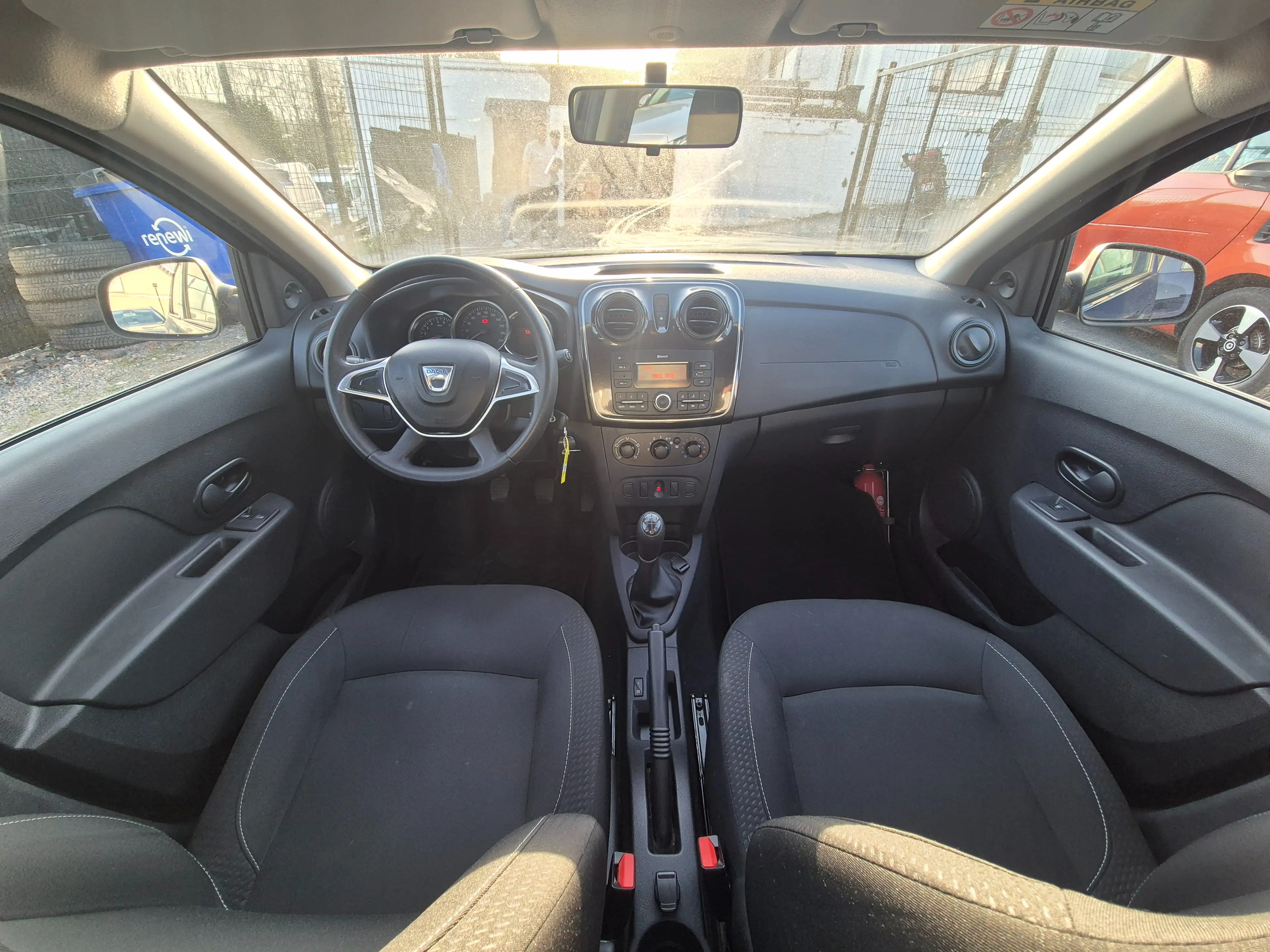 Dacia Logan 1.0i SCe Ambiance - EU6 - GARANTIE 1AN - — photo 11