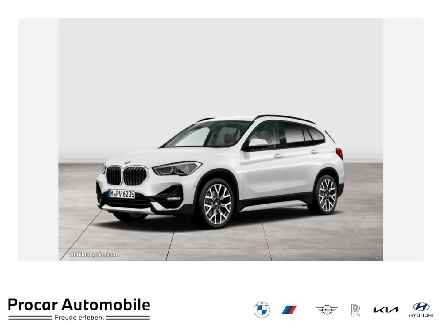 BMW X1 sDrive20i Sport Line Navi LED RFK DAB Wit - 1