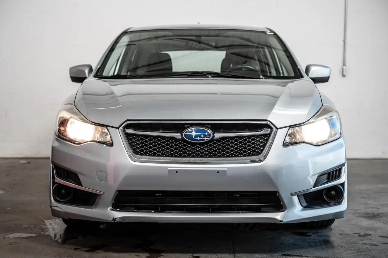 Subaru Impreza снимка Subaru Impreza