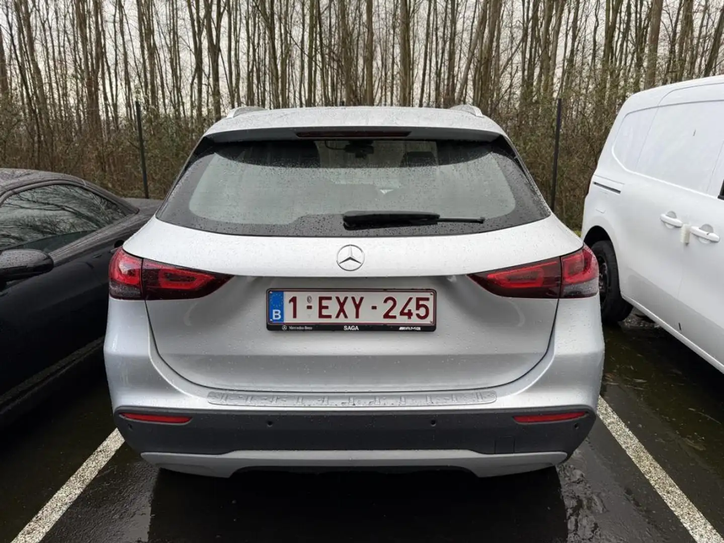 Mercedes-Benz GLA 180 180 Style Gris - 1