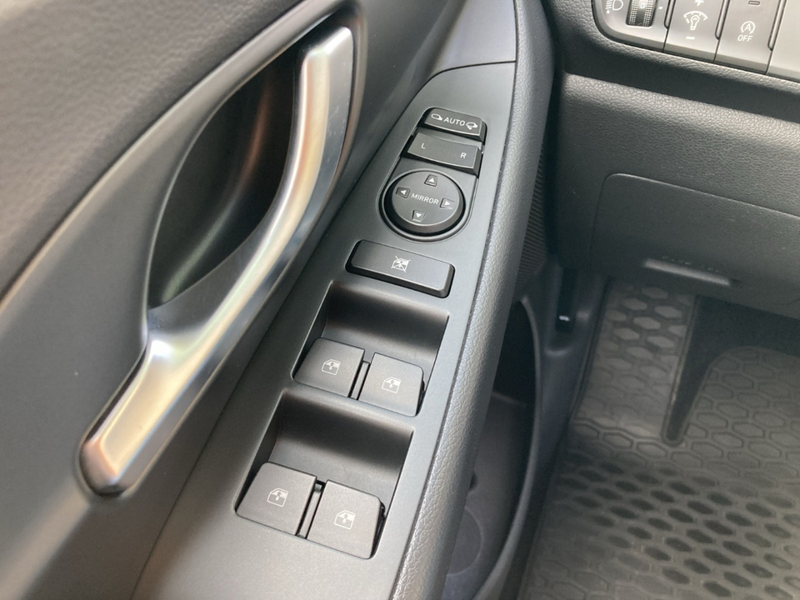 Hyundai i30 KOMBI 1.0 T-GDI TREND Trend KAMERA+SHZ+LED+KLIMA — photo 20