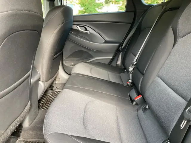 Hyundai i30 view 11