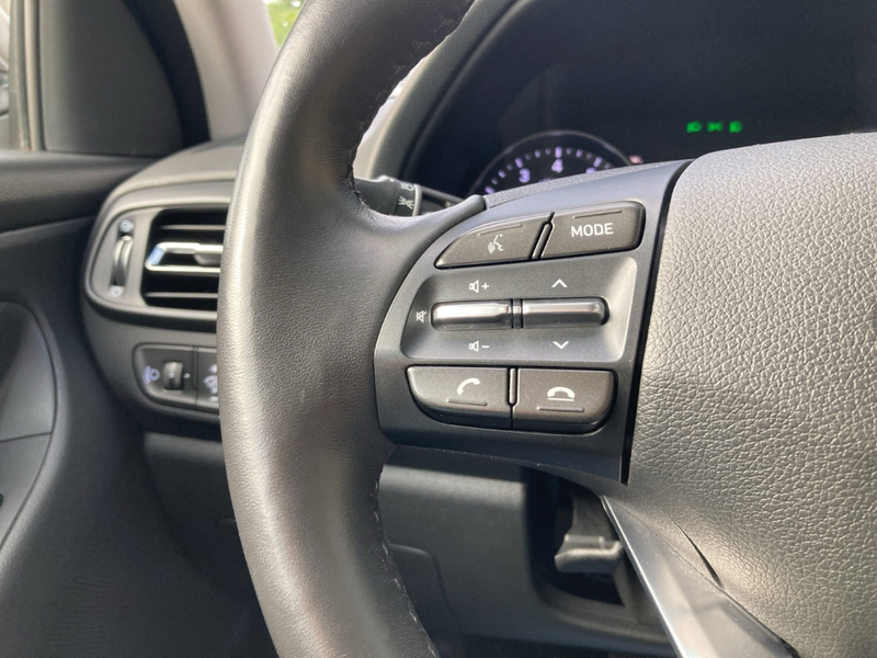 Hyundai i30 KOMBI 1.0 T-GDI TREND Trend KAMERA+SHZ+LED+KLIMA — photo 22