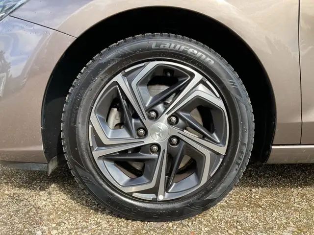 Hyundai i30 view 13