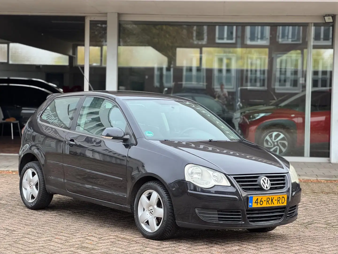 Volkswagen Polo 1.4-16V Turijn|Leuke auto met 4 nieuwe banden Noir - 2