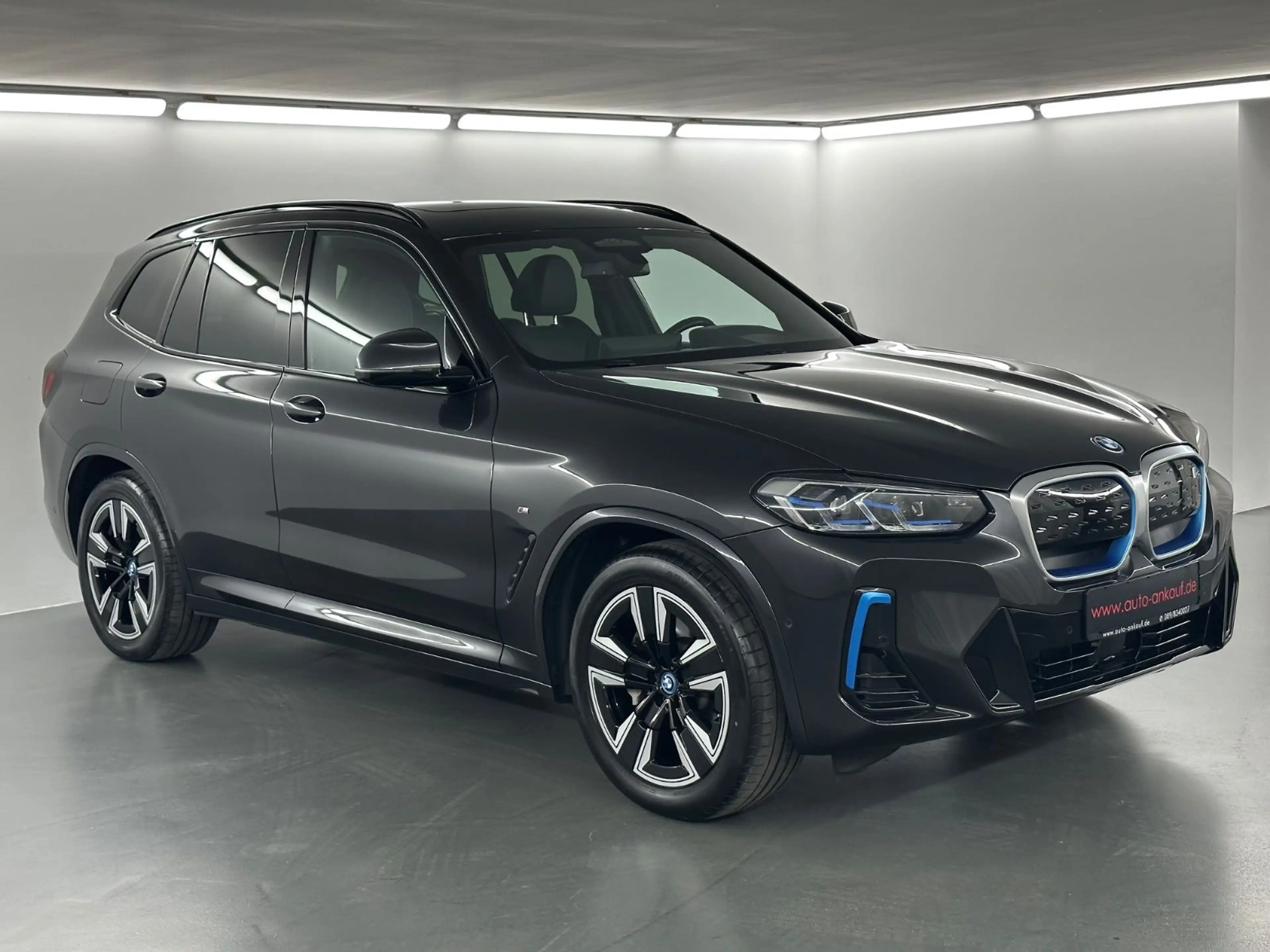 BMW iX3 Inspiring M-Sport Leder Laserlicht AHK 19" — photo 2