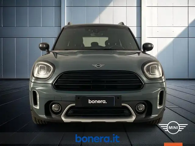 Mini Cooper Cooper view 3