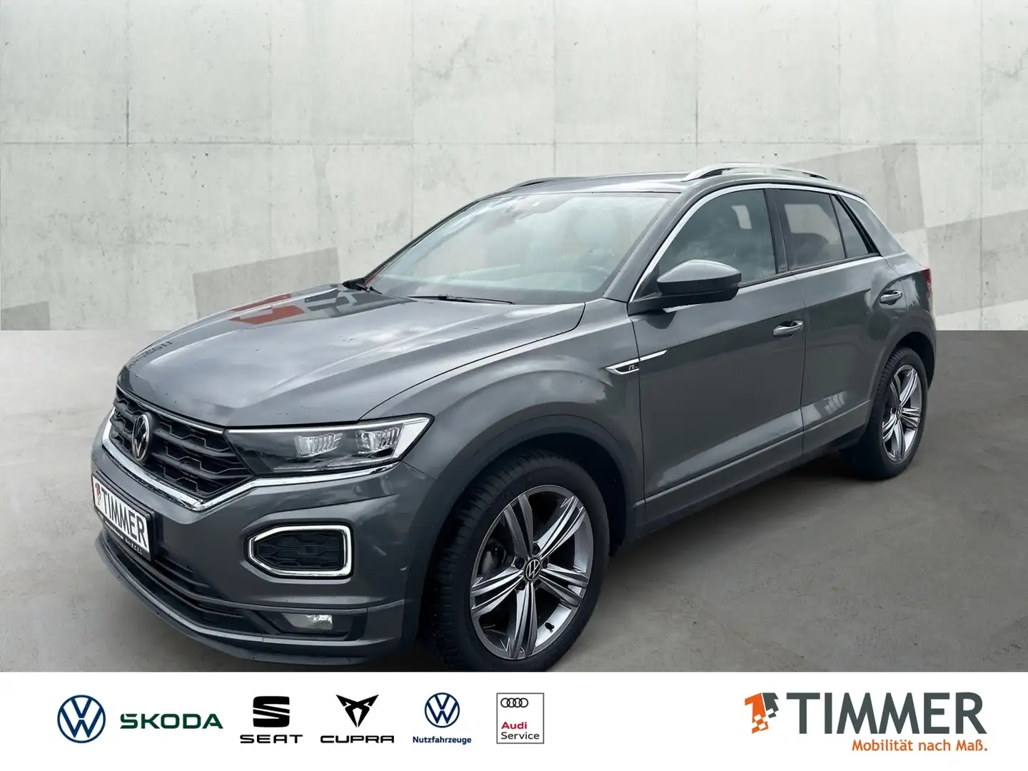 Volkswagen T-Roc 1.5 TSI DSG R-LINE *AHK *ACC *LED *RKAM * Grijs - 1