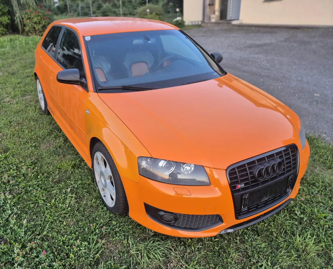 Audi A3 A3 S3 2,0 T quattro Exclusive Glutorange EA113 Orange - 1