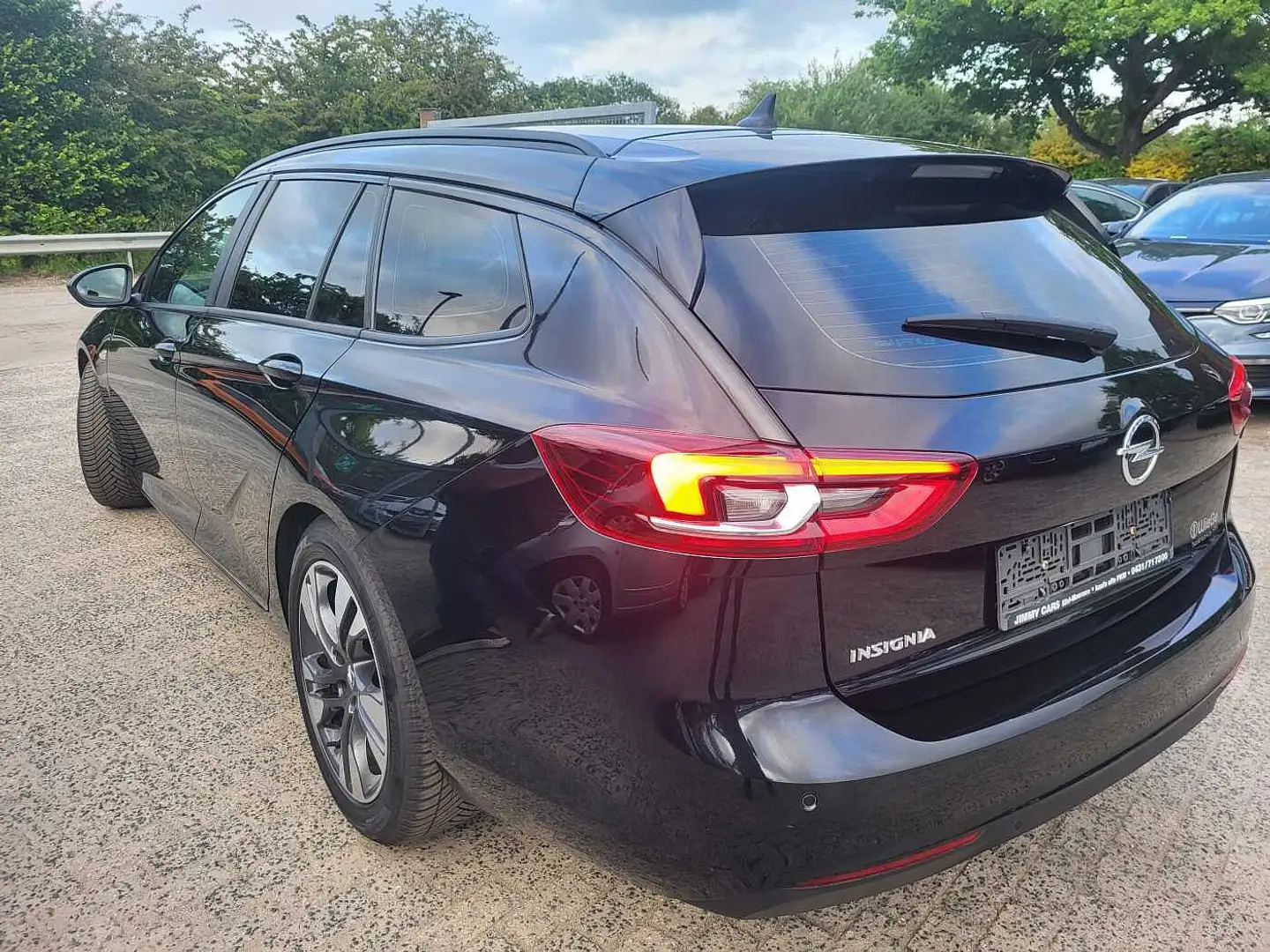 Opel Insignia Sports Tourer 1.6 Diesel Aut Business Edition Schwarz - 2