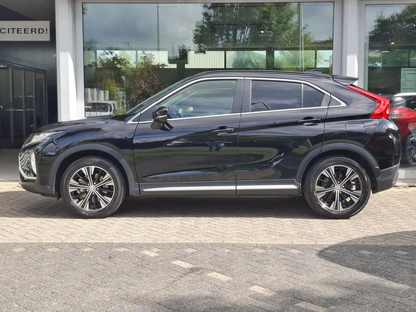 Mitsubishi Eclipse Cross 1.5 DI-T 163pk 2WD CVT Instyle | Trekhaak | Panora Zwart - 2