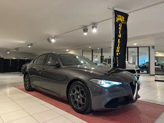Alfa Romeo Giulia 2.2 t 160cv auto STUPENDA*UNICO PROPRIETARIO