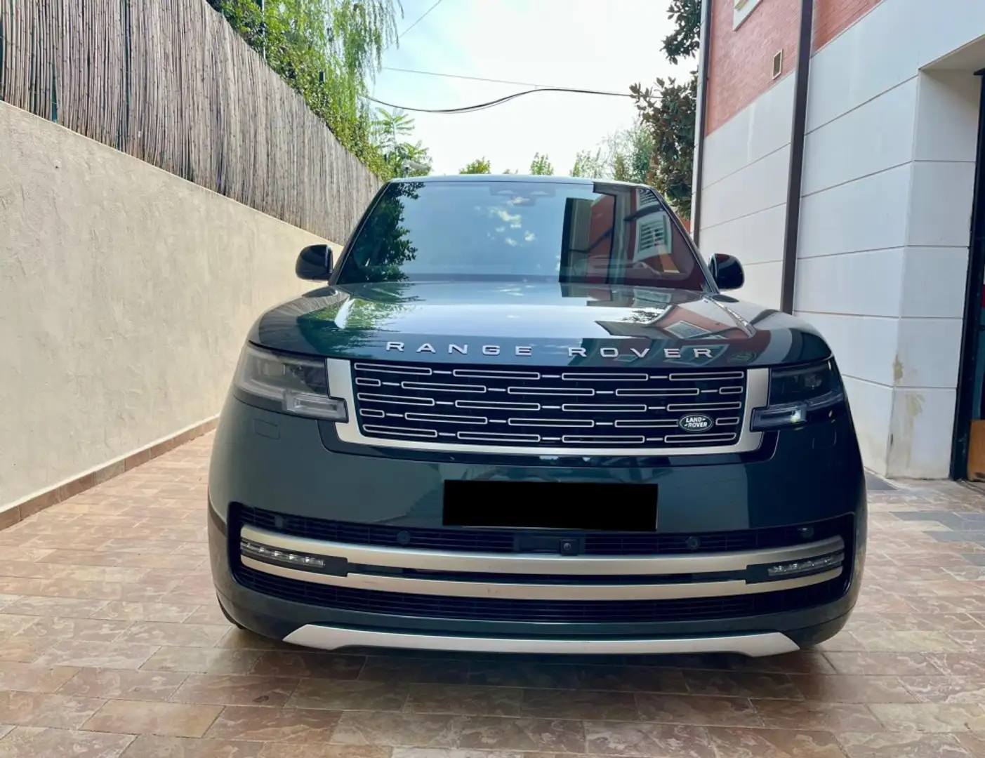 Land Rover Range Rover 3.0 Si6 PHEV HSE LWB AWD Aut. 460 Verde - 2