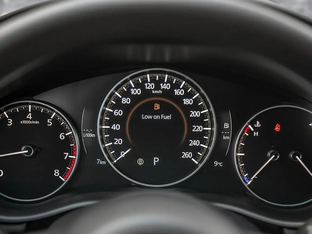 Mazda 3 снимка Mazda 3