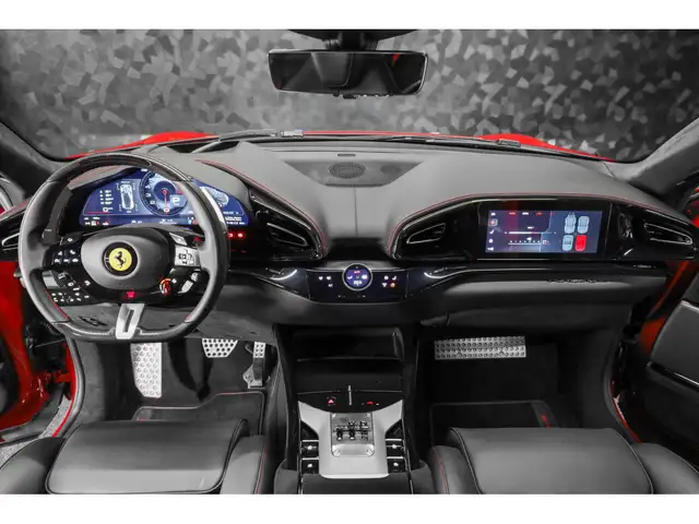 Ferrari Purosangue view 15