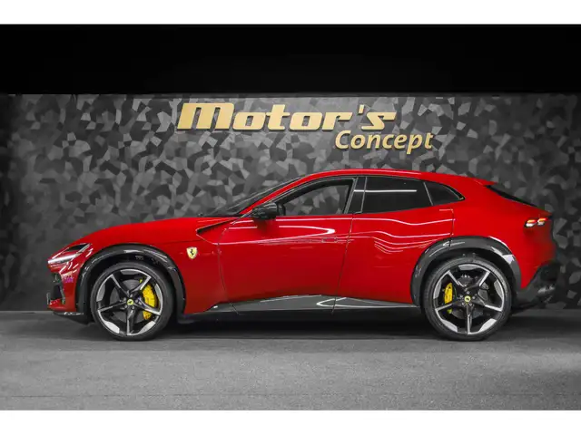 Ferrari Purosangue view 2
