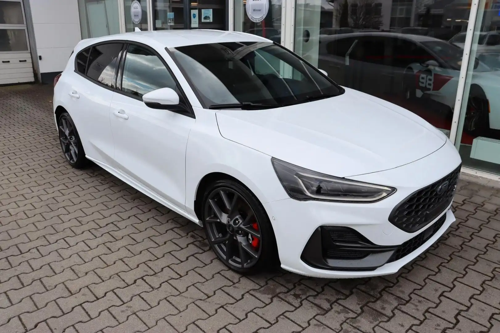 Ford Focus ST X 2.3 Matrix-LED 4,99% FIN* mgl. Wit - 2