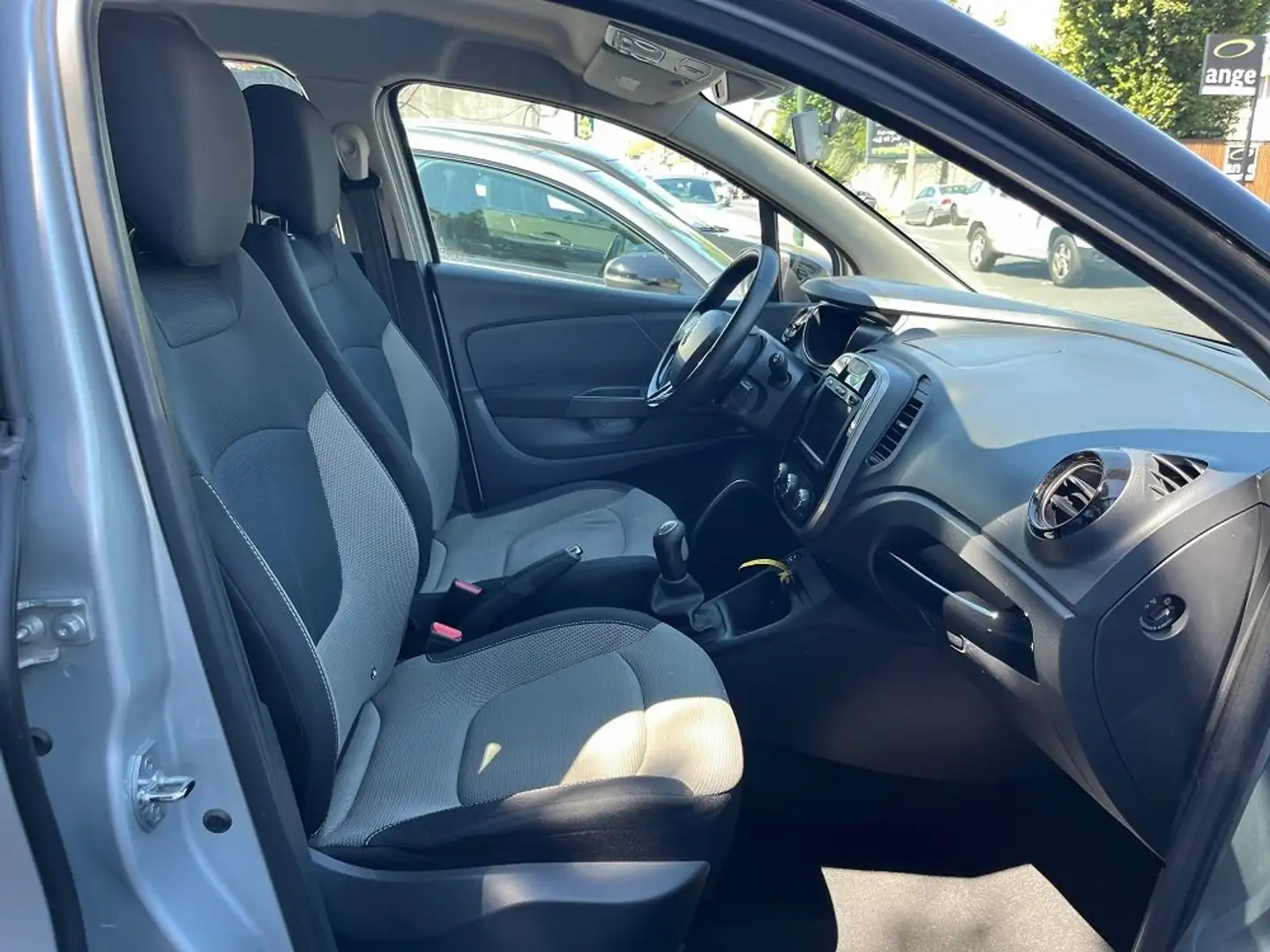 Renault Captur Captur dCi 90 Energy Business - 2