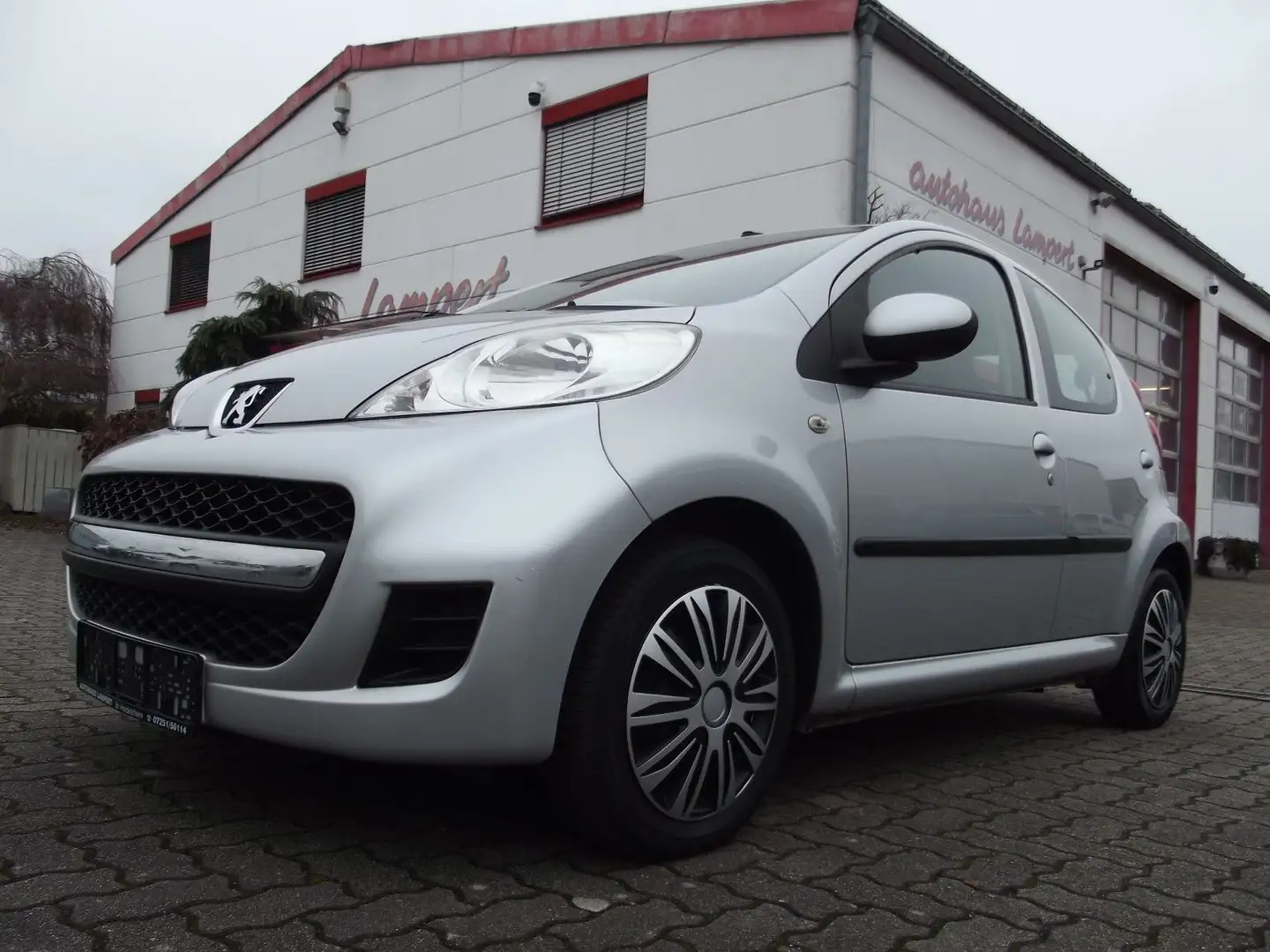 Peugeot 107 Filou 70 KLIMA Kundendienst +Kupplung neu Silber - 1