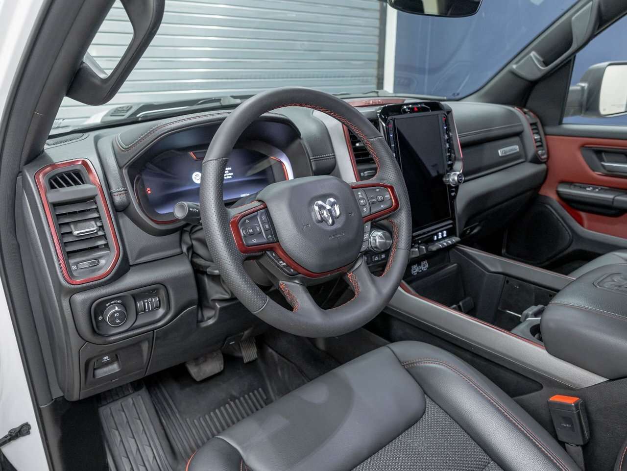 2026 RAM 1500 REBEL CREW 4X4 *NAV* SIÈGES CHAUF CARPLAY REG ADAP — снимка 1