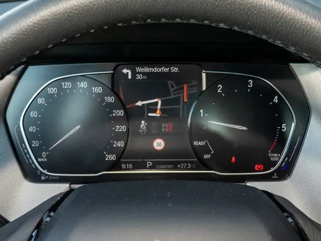 BMW 1 Series view 10