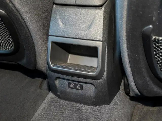 BMW 1 Series view 15