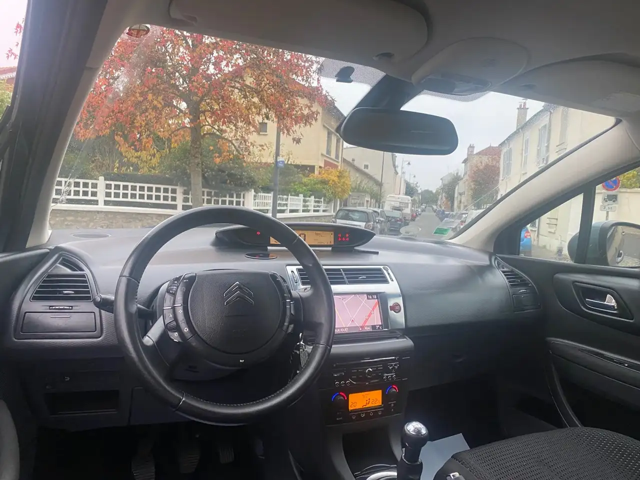 Citroen C4 Berline — photo 8