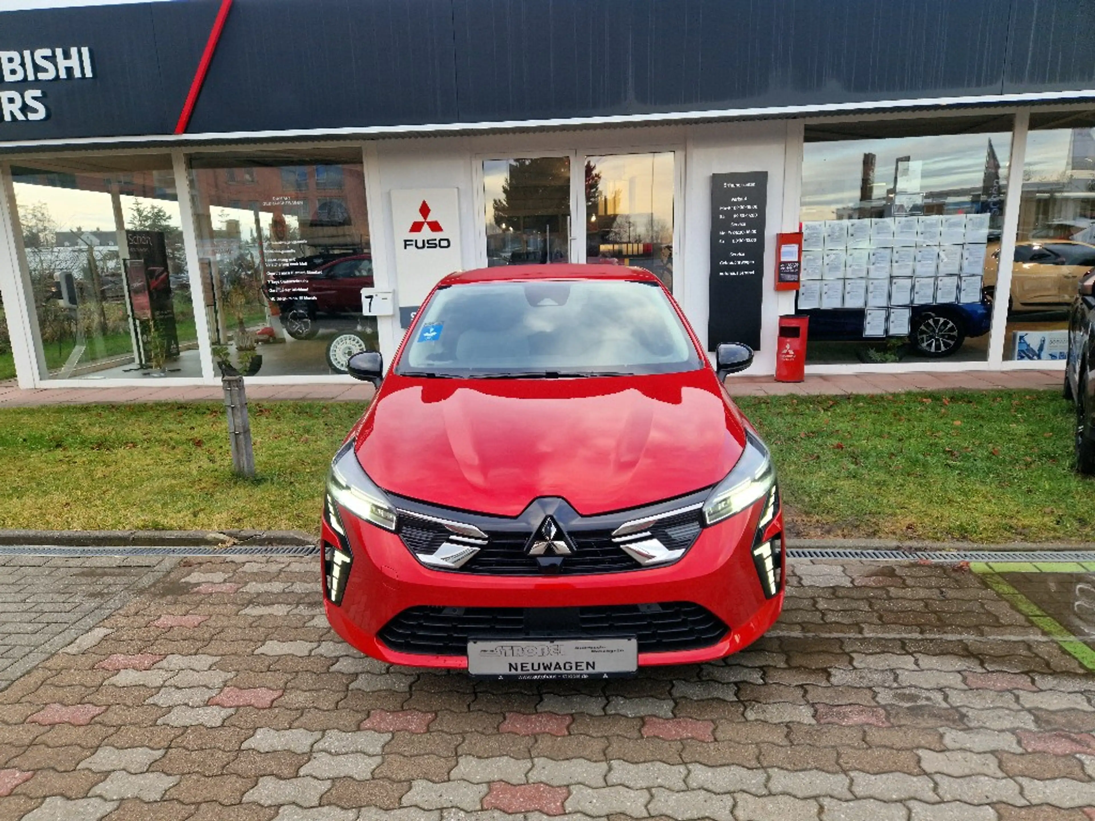 Mitsubishi Colt PLUS 1.0 *RÜCKFAHRKAMERA*LED-SCHEINWERFER* — photo 3