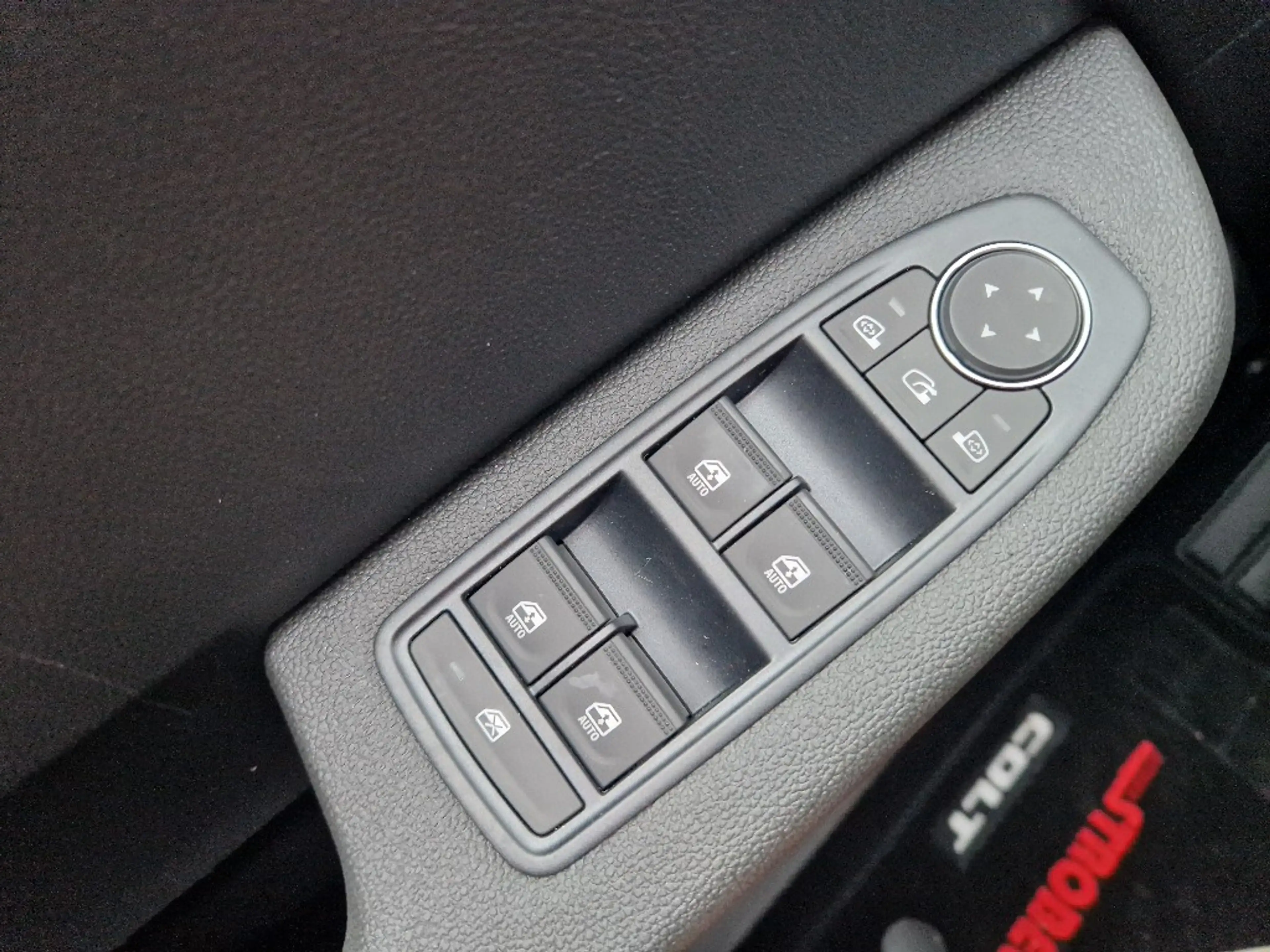 Mitsubishi Colt PLUS 1.0 *RÜCKFAHRKAMERA*LED-SCHEINWERFER* — photo 6