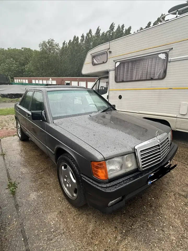 Mercedes-Benz 190 E /EFI/ Automaat, foto 3