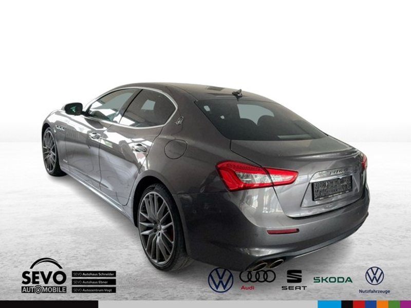 Maserati Ghibli 3.0 V6 GranLusso Leder Zegna — photo 3