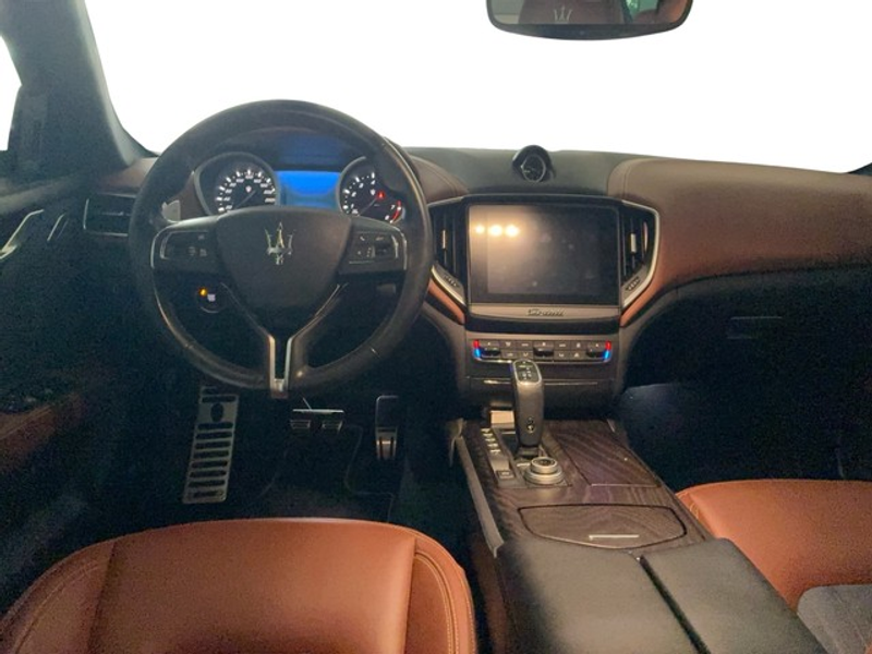 Maserati Ghibli 3.0 V6 GranLusso Leder Zegna — photo 9
