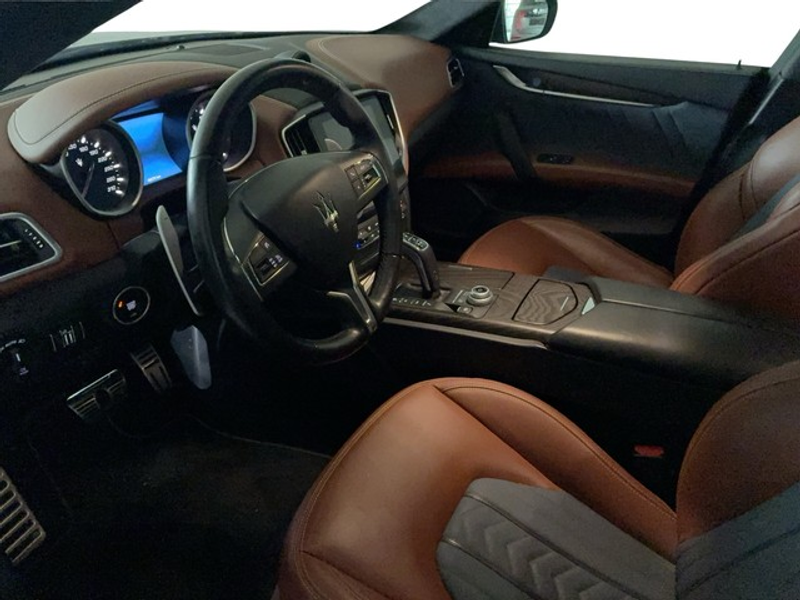 Maserati Ghibli 3.0 V6 GranLusso Leder Zegna — photo 7