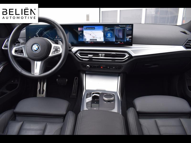 BMW 320 Touring — photo 25