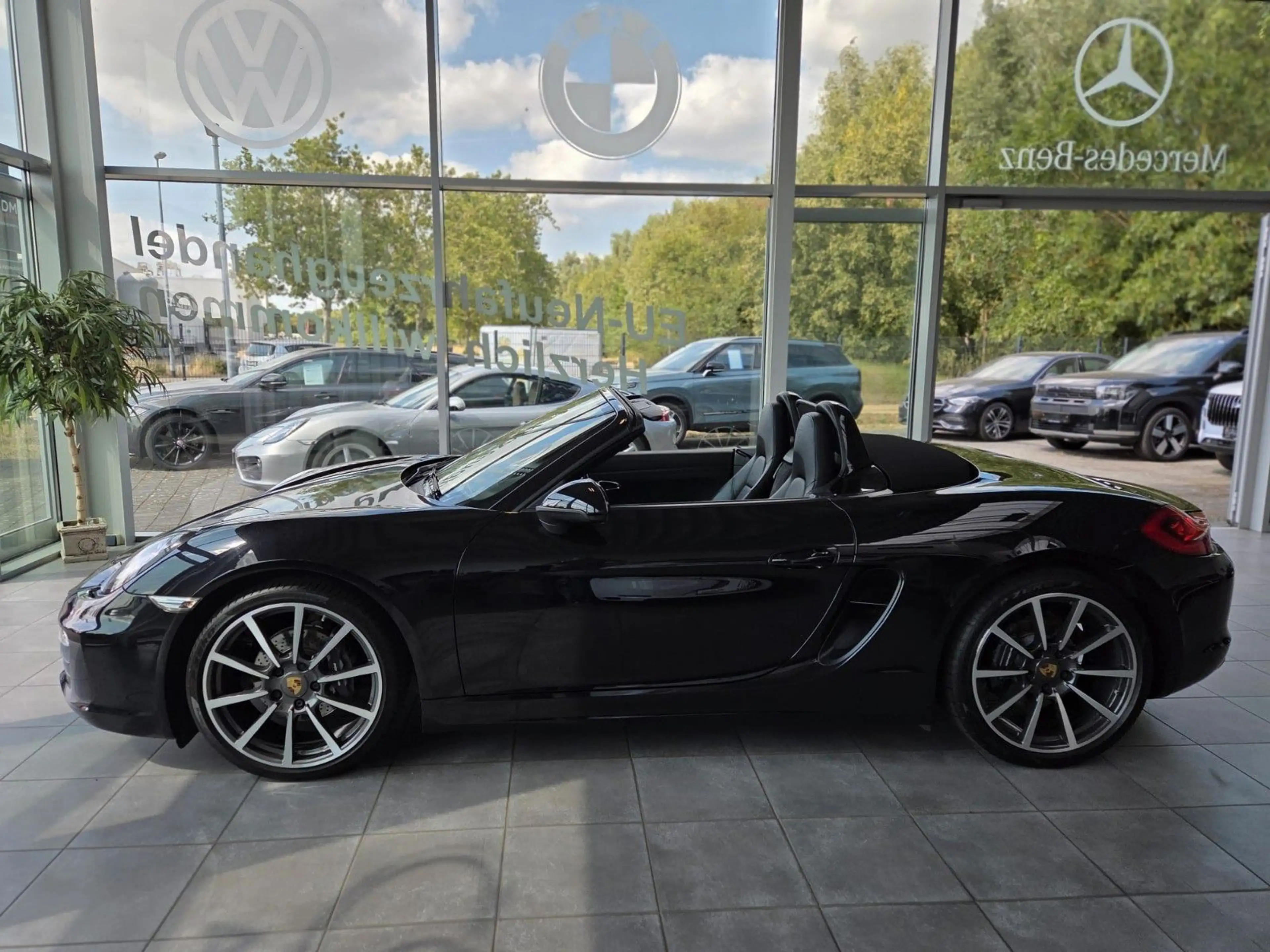 Porsche Boxster Black Edition — photo 10