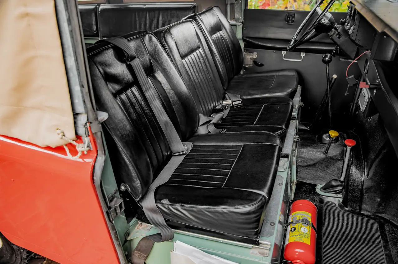 Land Rover Series III 109 2.25 6 cylindres Baché 1976, foto 10