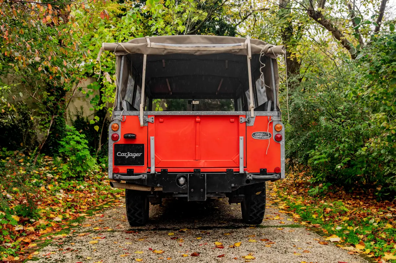 Land Rover Series III 109 2.25 6 cylindres Baché 1976, foto 4